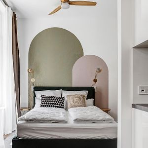 Studio met een King Size Bed